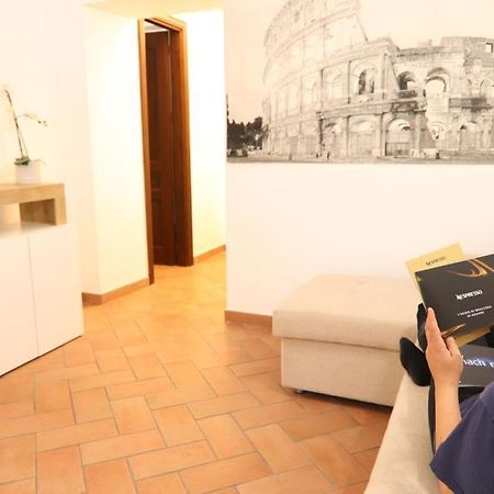 Colosseum 20 Apartment Rzym Zewnętrze zdjęcie
