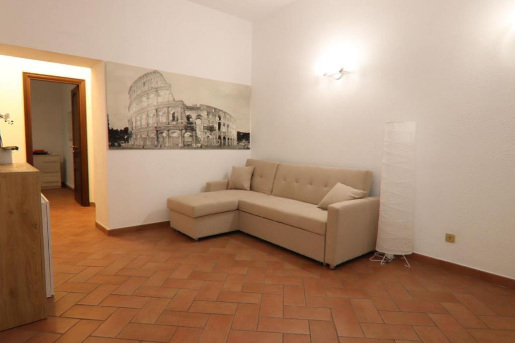 Colosseum 20 Apartment Rzym Zewnętrze zdjęcie