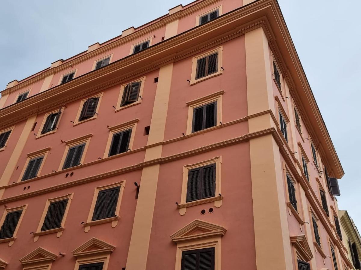 Colosseum 20 Apartment Rzym Zewnętrze zdjęcie